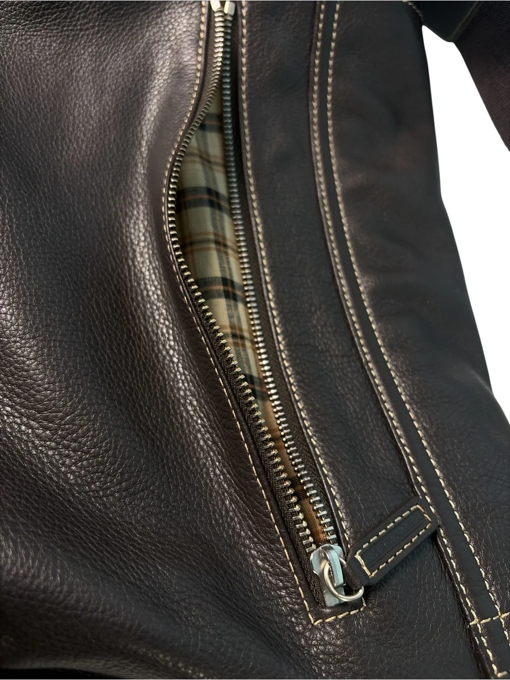 Levenger Pebbled Leather Messenger Bag Laptop Tablet Bomber Mocha Shoulder Strap